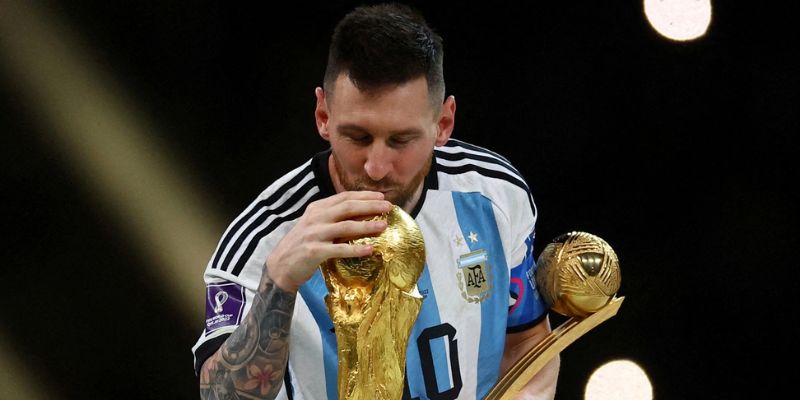 Tiểu sử ngắn gọn về Lionel Messi