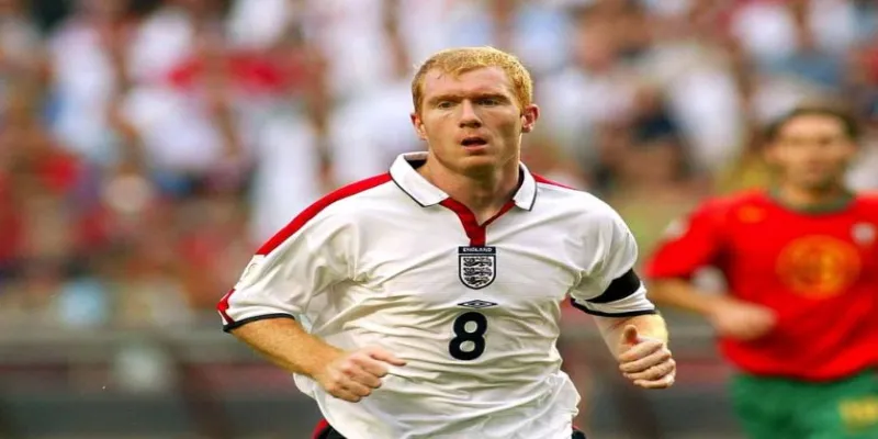 Paul Scholes luôn có được sự ngưỡng mộ từ các huyền thoại bóng đá